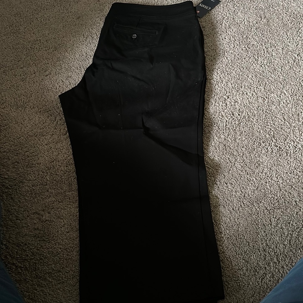 Chaps dress black capris